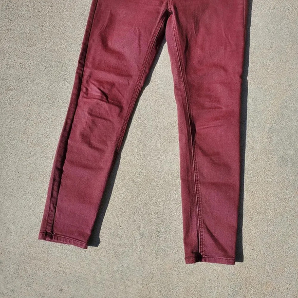 Free People Burgundy Women's Stretchy Denim Jeans Size 26 NWOT - Picture 11 of 14